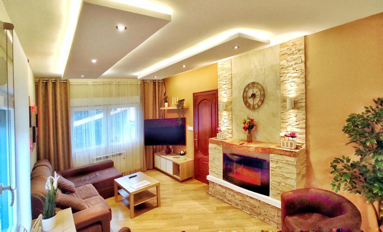 Apartmán Casa En Cortinan Bergondo Exteriér fotografie